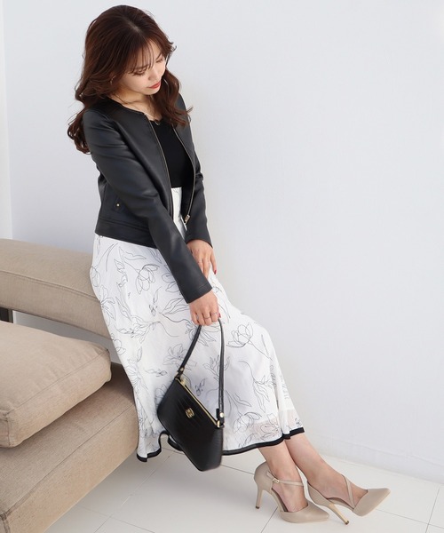 ROYAL PARTY(ロイヤルパーティー)の「ノーカラージャケット(ノーカラージャケット・レディース・ライトグレー/ブラック/ベージュ・FREE)」の2枚目の写真