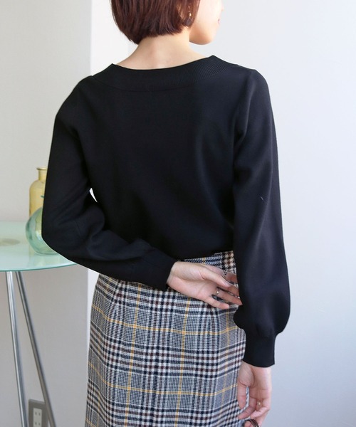 HER CLOSET(ハークローゼット)の「【shemoshelly】前後2wayロングスリーブベーシックニット(ニット/セーター・レディース・ブラウン/ブルー/グレイッシュベージュ/アイボリー/ブラック/ダークグリーン・M)」の22枚目の写真