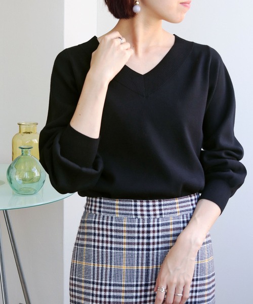 HER CLOSET(ハークローゼット)の「【shemoshelly】前後2wayロングスリーブベーシックニット(ニット/セーター・レディース・ブラウン/ブルー/グレイッシュベージュ/アイボリー/ブラック/ダークグリーン・M)」の7枚目の写真