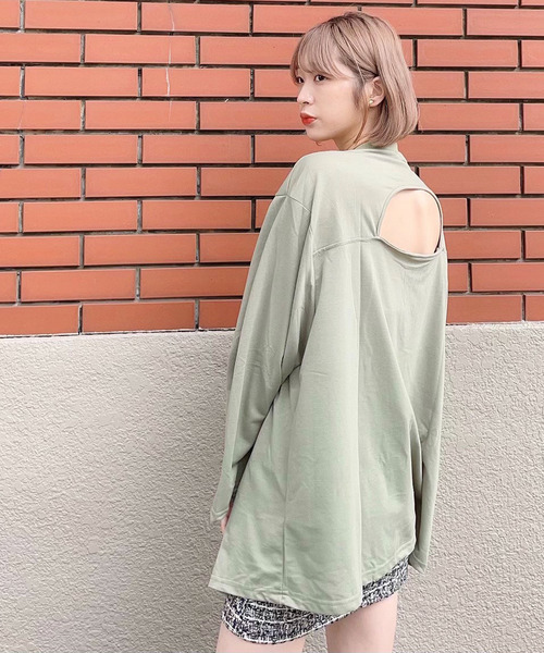 Voyage titty&Co.PETIT(ボヤージュティティアンドコープチ)の「【Voyage titty&Co. PETIT】バックオープンゆるロンTee(Tシャツ/カットソー・レディース・グリーン/ブラック・FREE)」の3枚目の写真