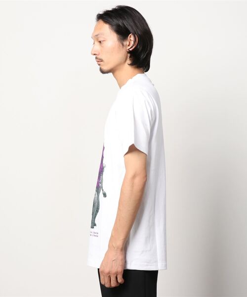 TAIKAN（テイケン）の「【TAIKAN / テイケン】RHEK S/S T WHITE / PURPLE  / グラフィックTシャツ（Tシャツ/カットソー・メンズ・ホワイト×パープル・SMALL/MEDIUM/LARGE/X-LARGE）」の6枚目の写真