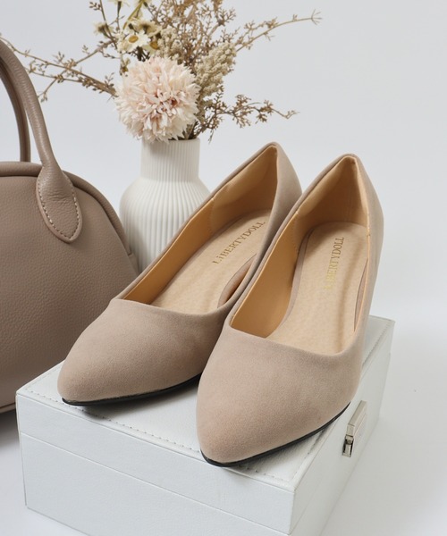 LibertyDoll（リバティードール）の「LibertyDoll ポインテッドトゥ 5.5㎝ピンヒール 履き心地が良く走れるパンプス（パンプス・レディース・ベージュ/ブルー系その他2/ブラック系その他2/ピンク/ブラック/アイボリー/ベージュ系その他2/ゴールド系その他/ブルー系その他/グレー/ブラック系その他5/ベージュ系その他/ブラック系その他3/チェック/ホワイト/ブラック系その他4/シルバー系その他/レッド/パイソン/ベージュ系その他3/レオパード/モスグリーン/ピンクゴールド/ブラック系その他/シルバー/ライトブルー/オレンジ/ネイビー/グレイッシュベージュ/ピンクベージュ/ゴールド/マスタード/グレー系その他/ブルー/ホワイト系その他/グリーン系その他/ライトグリーン/パープル/ブラック系その他6/ゴールド系その他2/ゼブラ/シルバー系その他2・S/LL/SS/L/M/3L）」の13枚目の写真