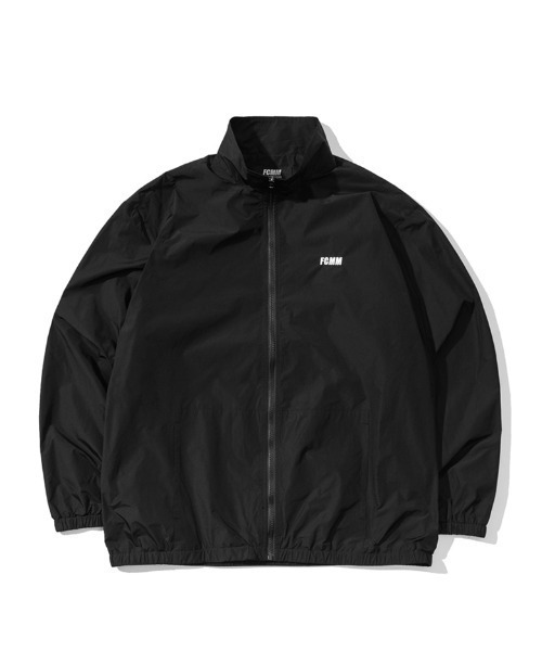 FCMM（エフシーエムエム）の「CLUB AUTHENTIC WINDBREAKER