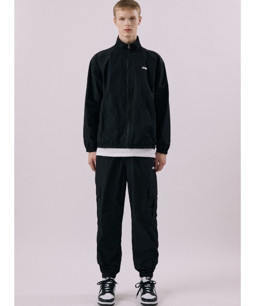 FCMM（エフシーエムエム）の「CLUB AUTHENTIC WINDBREAKER