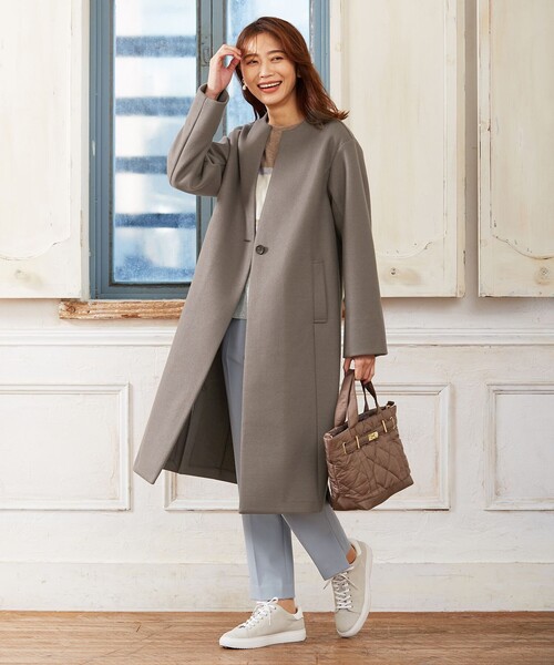 J.PRESS(ジェイプレス)の「【洗える】40/2NEWESTバックピーチ テーパード パンツ(その他パンツ・レディース・ライトグリーン系/ネイビー系/サックスブルー系・T13/T15/T17)」の5枚目の写真