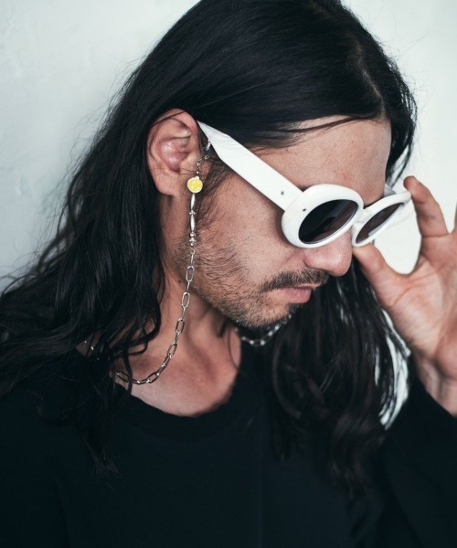 glamb(グラム)の「【glamb】Multi chain mask holder(マスク・メンズ・シルバー・F)」の7枚目の写真