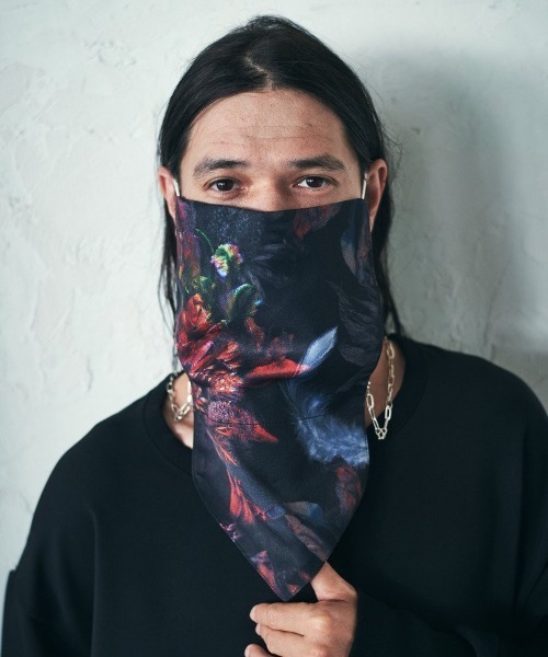 glamb(グラム)の「【glamb】Multi chain mask holder(マスク・メンズ・シルバー・F)」の3枚目の写真
