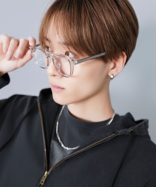 SPINNS（スピンズ）の「太めフレーム ウェリントン型伊達メガネ/黒縁・クリア/軽量/ユニセックス（メガネ・メンズ・ブラック/クリア・ONESIZE）」の22枚目の写真
