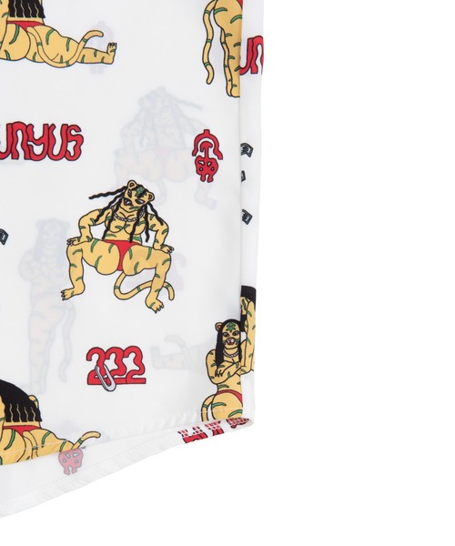 PUNYUS(プニュズ)の「寅総柄シャツ(シャツ/ブラウス・レディース・ホワイト・1/2/4/3)」の6枚目の写真