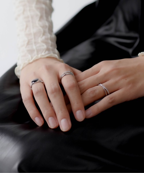 yu-ka(ユーカ)の「YU-KA : レイヤードリング 3本セット(リング・レディース・シルバー/ゴールド・FREE)」の9枚目の写真