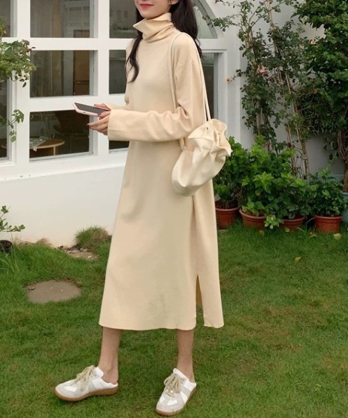 Wefst（ウェスト）の「【Wefst】タートルロングワンピ（ワンピース・レディース・ブラック/グレー/ブラウン/ブルー/アイボリー・FREE）」の9枚目の写真