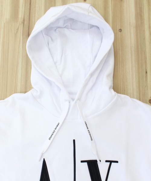 ARMANI EXCHANGE(アルマーニエクスチェンジ)の「A│X ICON ロゴ刺繍スウェットパ-カー 8NZMPC ZJ1ZZ(パーカー・メンズ・ホワイト/ブラック・M/L/XL)」の5枚目の写真