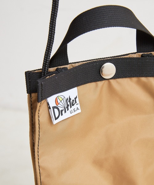 Drifter（ドリフター）の「【Drifter/ドリフター】　EASY STRING POUCH（ショルダーバッグ・レディース・ブラック/ベージュ/ブラウン/グリーン・ONE SIZE）」の22枚目の写真