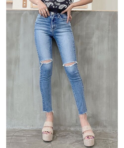 GYDA（ジェイダ）の「ミドルウエスト KNEESダメージSHAPELYスキニーデニムパンツ（デニムパンツ・レディース・ブルー/ライトブルー・X-SMALL/SMALL/MEDIUM）」の3枚目の写真