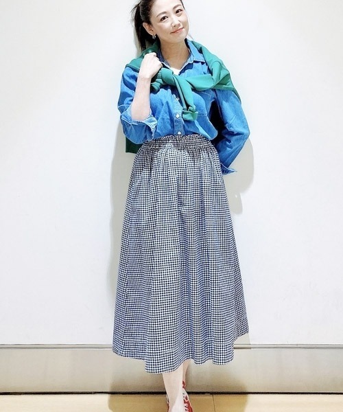 GAP（ギャップ）の「ペーパーバッグ ミディスカート（スカート・レディース・ブルー系その他/ベージュ/ネイビー/ホワイト・S/L/M/XXS/XS）」の4枚目の写真