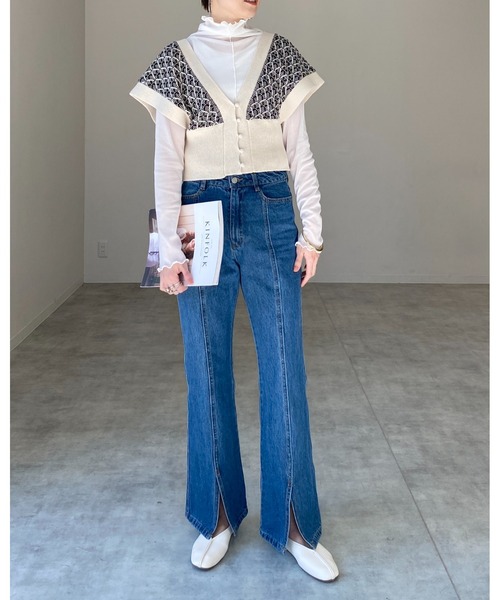 She's Closet(シーズクローゼット)の「綿混合深Vネックダイヤ柄くるみボタンジャガードニットビスチェ(ベスト・レディース・グリーン/ブラック/ベージュ・FREE)」の6枚目の写真