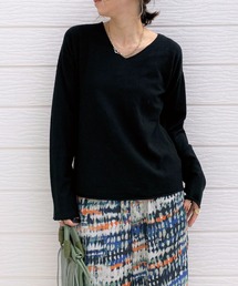 Q | BASIC VネックT(Tシャツ/カットソー)
