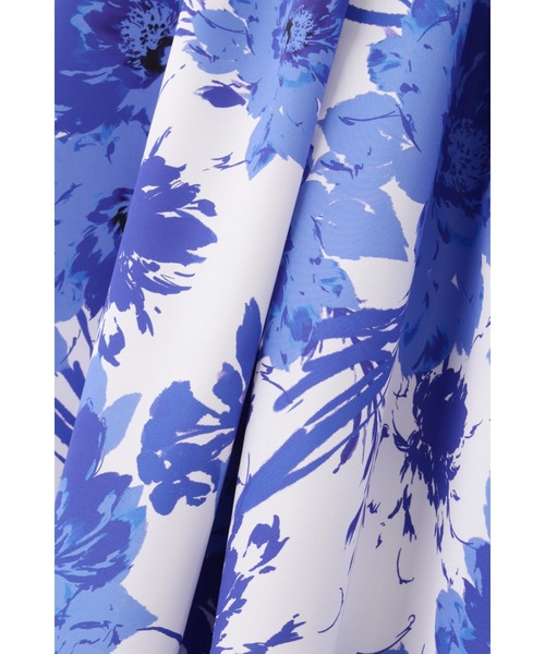 PINKY&DIANNE（ピンキーアンドダイアン）の「グラデーションフラワー