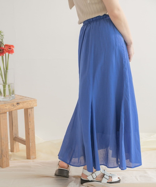 ITEMS URBANRESEARCH（アイテムズ アーバンリサーチ）の「ボイルギャザースカート（スカート・レディース・ブラウン/ブルー/チャコールグレー・FREE）」の3枚目の写真