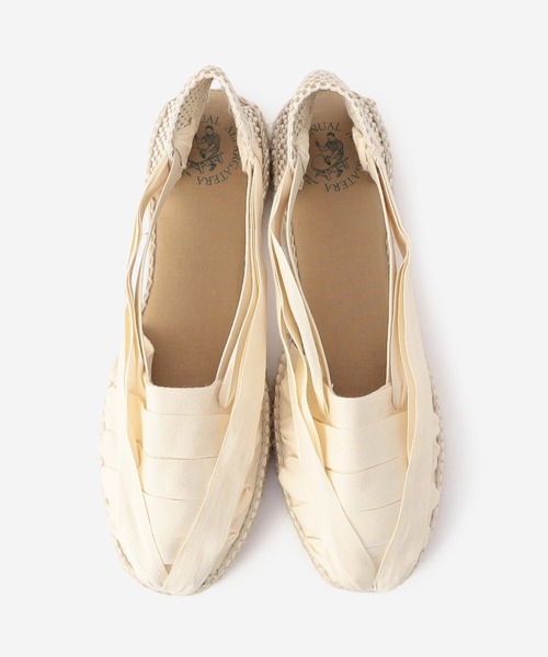 La Manual Alpargatera（マヌアル・アルパルガテラ）の「LA MANUAL ALPARGATERA | エスパドリーユ WOMEN（サンダル・レディース・ブラック/アイボリー・38/39/37）」の14枚目の写真