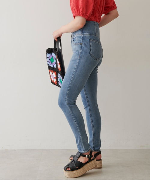 FREE'S MART（フリーズマート）の「ハイウエストボタンフライスキニーデニムパンツ（デニムパンツ・レディース・ブラック系その他/ブルー系その他/ダークネイビー/ブルー系その他2・SMALL/MEDIUM/X-SMALL）」の9枚目の写真