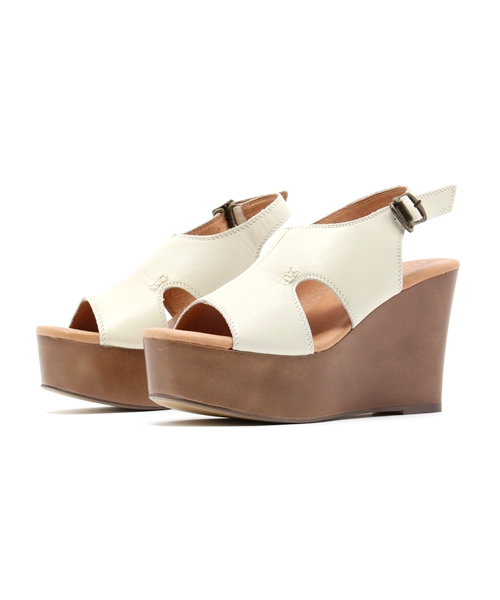 BEAMS LIGHTS Women's（ビームスライツ ウィメンズ）の「BEAMS LIGHTS / ヴァルキーウェッジ サンダル（サンダル・レディース・ホワイト/ブラウン/ネイビー/オフホワイト/ブラック/ブラウン系その他・38/36/37）」の3枚目の写真