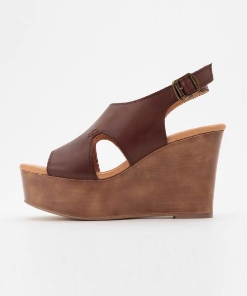 BEAMS LIGHTS Women's（ビームスライツ ウィメンズ）の「BEAMS LIGHTS / ヴァルキーウェッジ サンダル（サンダル・レディース・ホワイト/ブラウン/ネイビー/オフホワイト/ブラック/ブラウン系その他・38/36/37）」の21枚目の写真