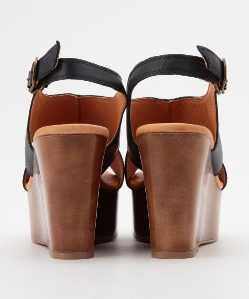 BEAMS LIGHTS Women's（ビームスライツ ウィメンズ）の「BEAMS LIGHTS / ヴァルキーウェッジ サンダル（サンダル・レディース・ホワイト/ブラウン/ネイビー/オフホワイト/ブラック/ブラウン系その他・38/36/37）」の16枚目の写真