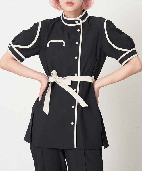 A de a.v.v(アードアー・ヴェ・ヴェ)の「配色パイピングレイヤード袖ブラウス(シャツ/ブラウス・レディース・ライトブルー/ベージュ/ブラック・36/38)」の2枚目の写真