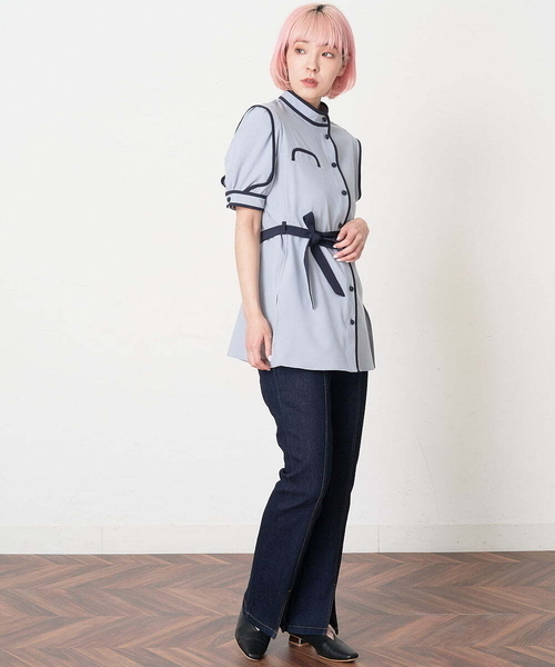 A de a.v.v(アードアー・ヴェ・ヴェ)の「配色パイピングレイヤード袖ブラウス(シャツ/ブラウス・レディース・ライトブルー/ベージュ/ブラック・36/38)」の10枚目の写真