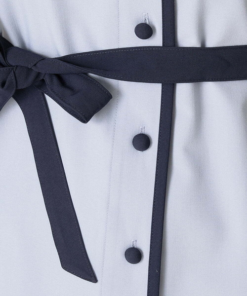 A de a.v.v(アードアー・ヴェ・ヴェ)の「配色パイピングレイヤード袖ブラウス(シャツ/ブラウス・レディース・ライトブルー/ベージュ/ブラック・36/38)」の20枚目の写真