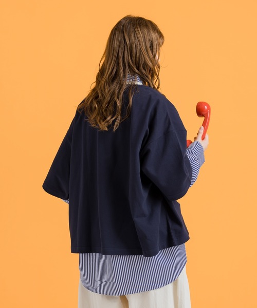 MUHET(ミュエータ)の「【セット】シャツ×ミニ裏毛Tシャツ(シャツ/ブラウス・レディース・ネイビー/オフホワイト/オレンジ・MEDIUM/X-LARGE)」の11枚目の写真