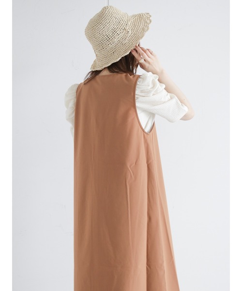 ehka sopo(エヘカソポ)の「パフスリーブプルオーバー(Tシャツ/カットソー・レディース・ブラック/グリーン/ラベンダー/キナリ・フリ-)」の15枚目の写真