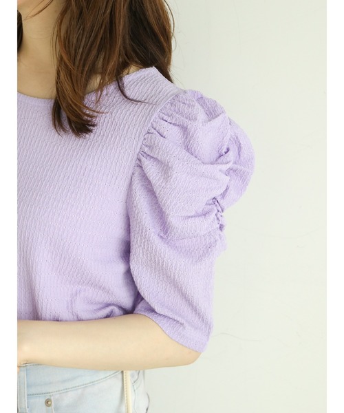 ehka sopo(エヘカソポ)の「パフスリーブプルオーバー(Tシャツ/カットソー・レディース・ブラック/グリーン/ラベンダー/キナリ・フリ-)」の6枚目の写真