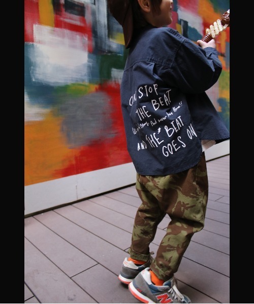 GROOVY COLORS（グルービーカラーズ）の「ダンプバンドカラー BIG シャツ（シャツ/ブラウス・キッズ・ホワイト/ネイビー・140/130）」の5枚目の写真