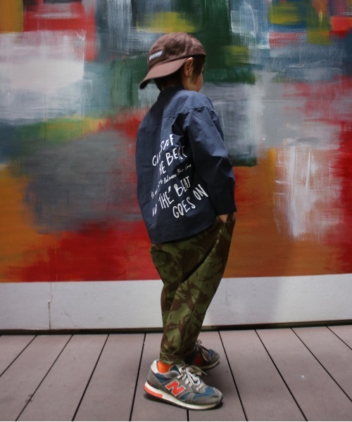 GROOVY COLORS（グルービーカラーズ）の「ダンプバンドカラー BIG シャツ（シャツ/ブラウス・キッズ・ホワイト/ネイビー・140/130）」の8枚目の写真