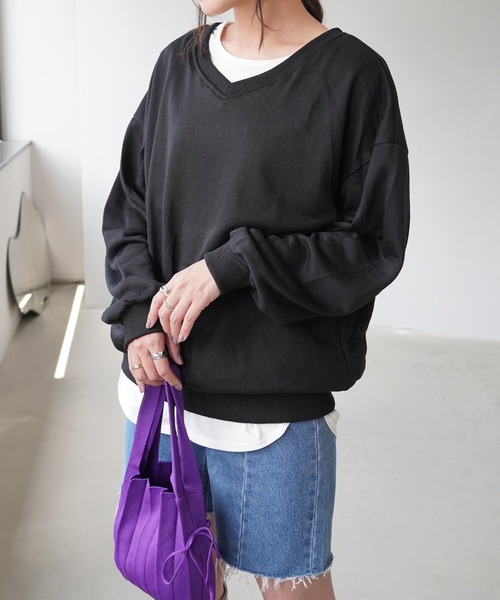 IAMUSE(アイアミューズ)の「Vネックスウェットトップス S0426【IAMUSE】(スウェット・レディース・ネイビー/グレー/ブラック/ベージュ・FREE)」の5枚目の写真