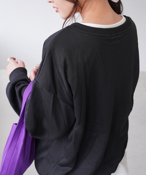 IAMUSE(アイアミューズ)の「Vネックスウェットトップス S0426【IAMUSE】(スウェット・レディース・ネイビー/グレー/ブラック/ベージュ・FREE)」の9枚目の写真