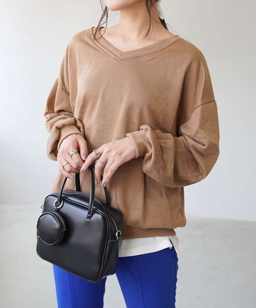 IAMUSE(アイアミューズ)の「Vネックスウェットトップス S0426【IAMUSE】(スウェット・レディース・ネイビー/グレー/ブラック/ベージュ・FREE)」の22枚目の写真