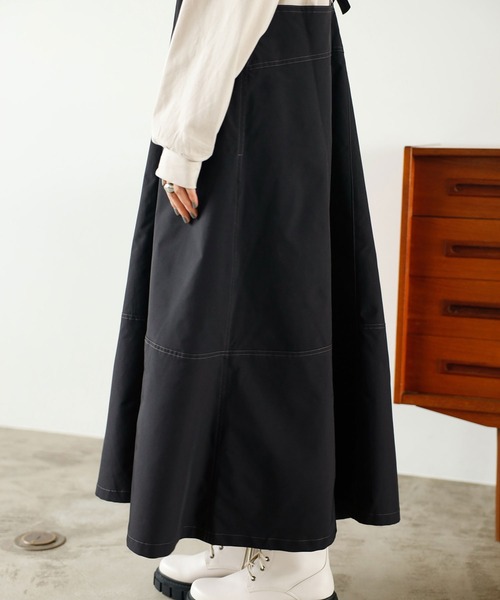 GeeRA(ジーラ)の「Vネックデザインジャンパースカート(ジャンパースカート・レディース・ライトベージュ/ブラック・LARGE/SMALL/MEDIUM)」の10枚目の写真
