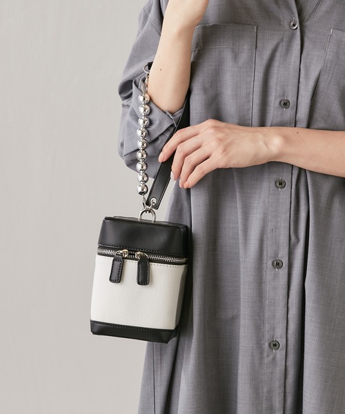 PAPILLONNER(パピヨネ)の「メタルボールバニティ/PAPILLONNER/パピヨネ(ハンドバッグ・レディース・ブラック/キャメル・FREE)」の9枚目の写真