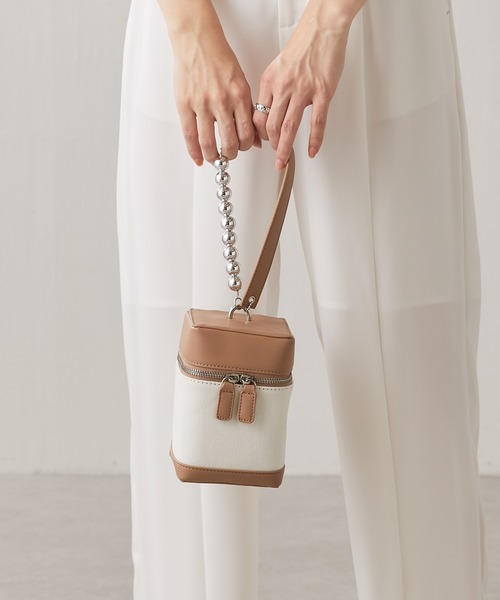 PAPILLONNER(パピヨネ)の「メタルボールバニティ/PAPILLONNER/パピヨネ(ハンドバッグ・レディース・ブラック/キャメル・FREE)」の15枚目の写真