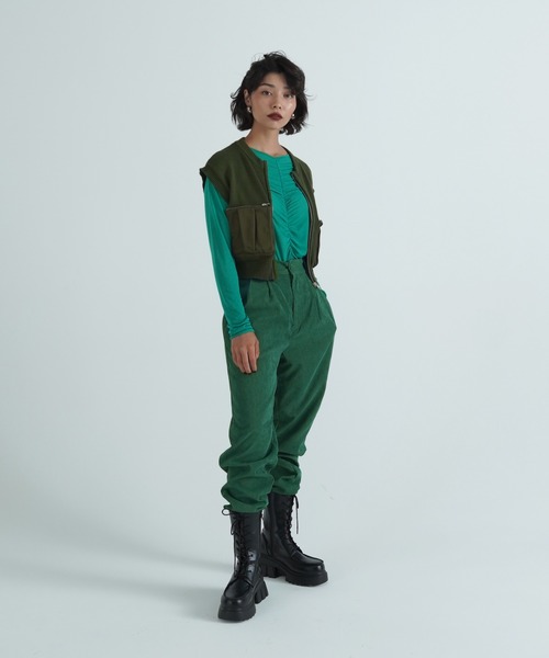 TINA：JOJUN（ティーナジョジュン）の「フロントタック コーデュロイパンツ TINA：JOJUN（その他パンツ・レディース・グリーン/キャメル・S/M）」の7枚目の写真