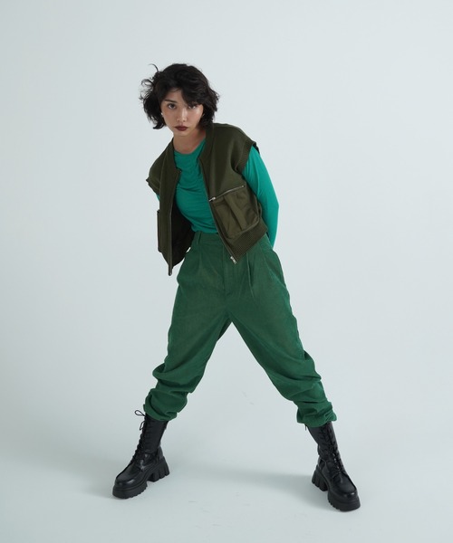 TINA：JOJUN（ティーナジョジュン）の「フロントタック コーデュロイパンツ TINA：JOJUN（その他パンツ・レディース・グリーン/キャメル・S/M）」の11枚目の写真