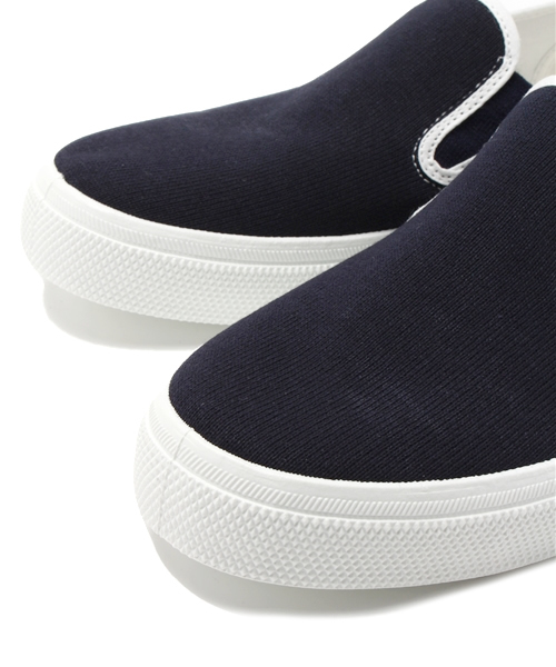 Champion(チャンピオン)の「日本製 ユニセックス チャンピオン スリッポン スニーカー CHAMPION SLIP-ON M160(スニーカー・レディース・グレー/ネイビー・22cm/22.5cm/23cm/23.5cm/24cm/24.5cm/26cm/26.5cm/27cm/27.5cm/25.5cm/25cm)」の6枚目の写真