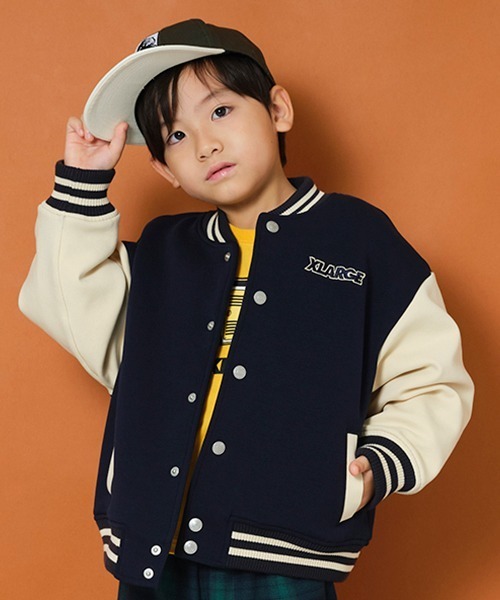 XLARGE KIDS（エクストララージキッズ）の「【WEB限定】フードトラック長袖Tシャツ（Tシャツ/カットソー・キッズ・ベージュ/マスタード/ブラウン・110cm/140cm/130cm/100cm/120cm/90cm）」の16枚目の写真
