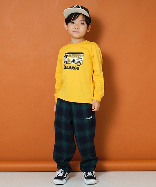XLARGE KIDS（エクストララージキッズ）の「【WEB限定】フードトラック長袖Tシャツ（Tシャツ/カットソー・キッズ・ベージュ/マスタード/ブラウン・110cm/140cm/130cm/100cm/120cm/90cm）」の17枚目の写真