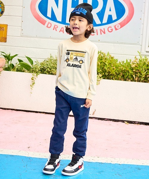 XLARGE KIDS（エクストララージキッズ）の「【WEB限定】フードトラック長袖Tシャツ（Tシャツ/カットソー・キッズ・ベージュ/マスタード/ブラウン・110cm/140cm/130cm/100cm/120cm/90cm）」の13枚目の写真