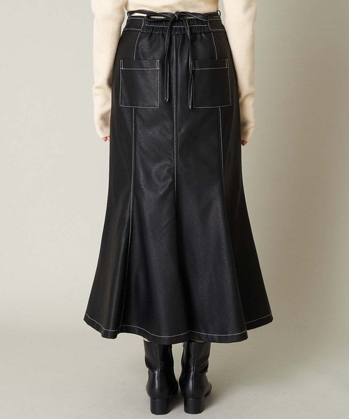 A de a.v.v（アードアー・ヴェ・ヴェ）の「［SET UP対応］フェイクレザーマーメイドスカート（スカート・レディース・ブラック/ベージュ・36/38）」の21枚目の写真