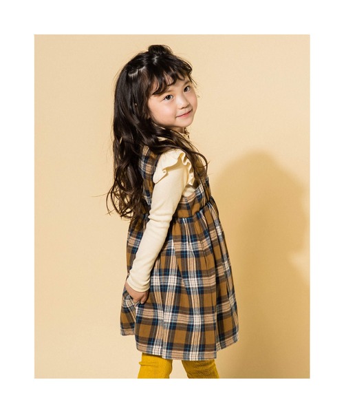 Noeil aime BeBe(ノイユエイムベベ)の「NoeilaimeBeBe/ネルチェック柄Vカットジャンパースカート(90~130cm)(ジャンパースカート・キッズ・ブラウン系その他/グリーン系その他・100/120/110/130/90)」の3枚目の写真
